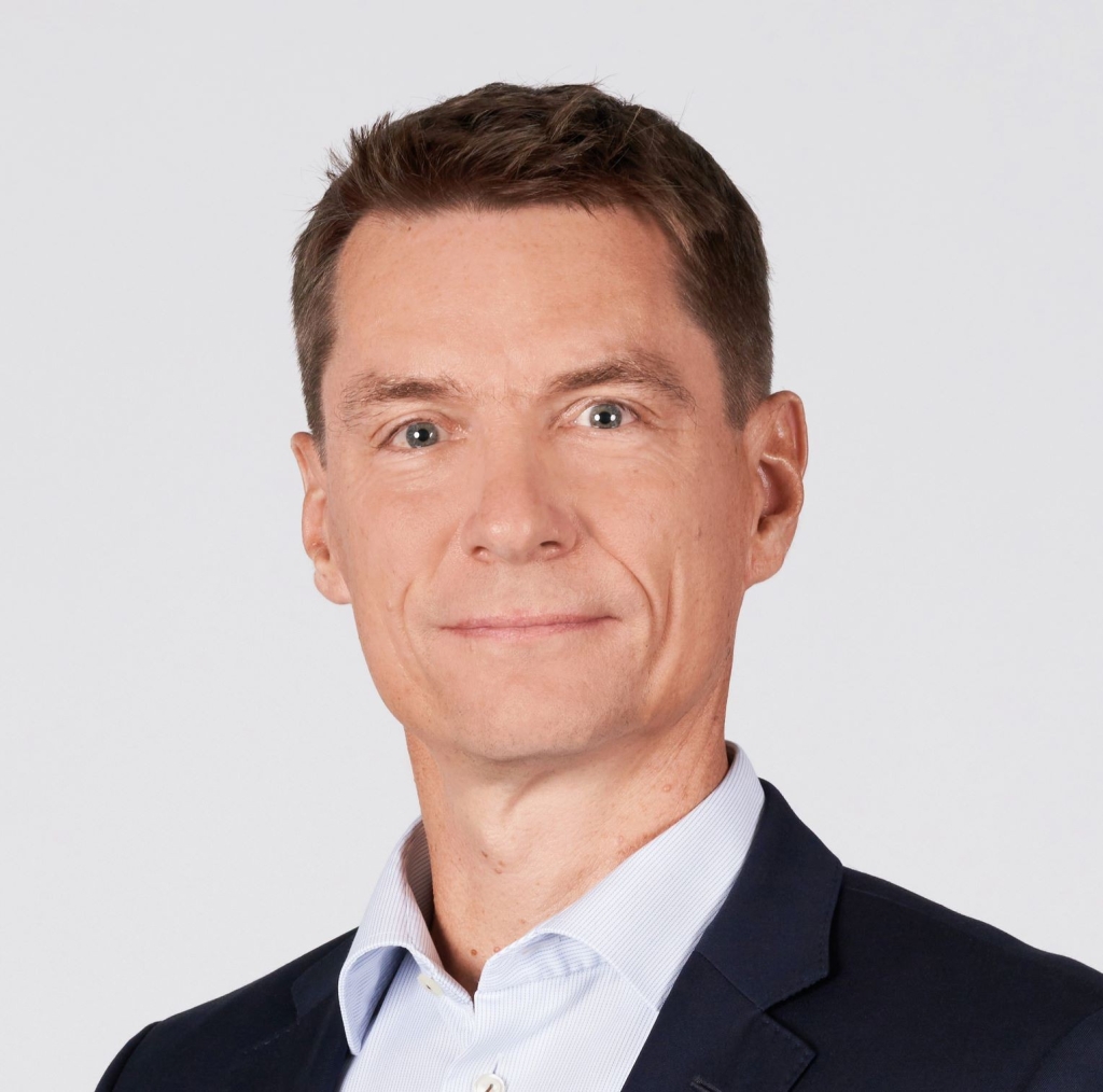 Dr. Lutz Jäde