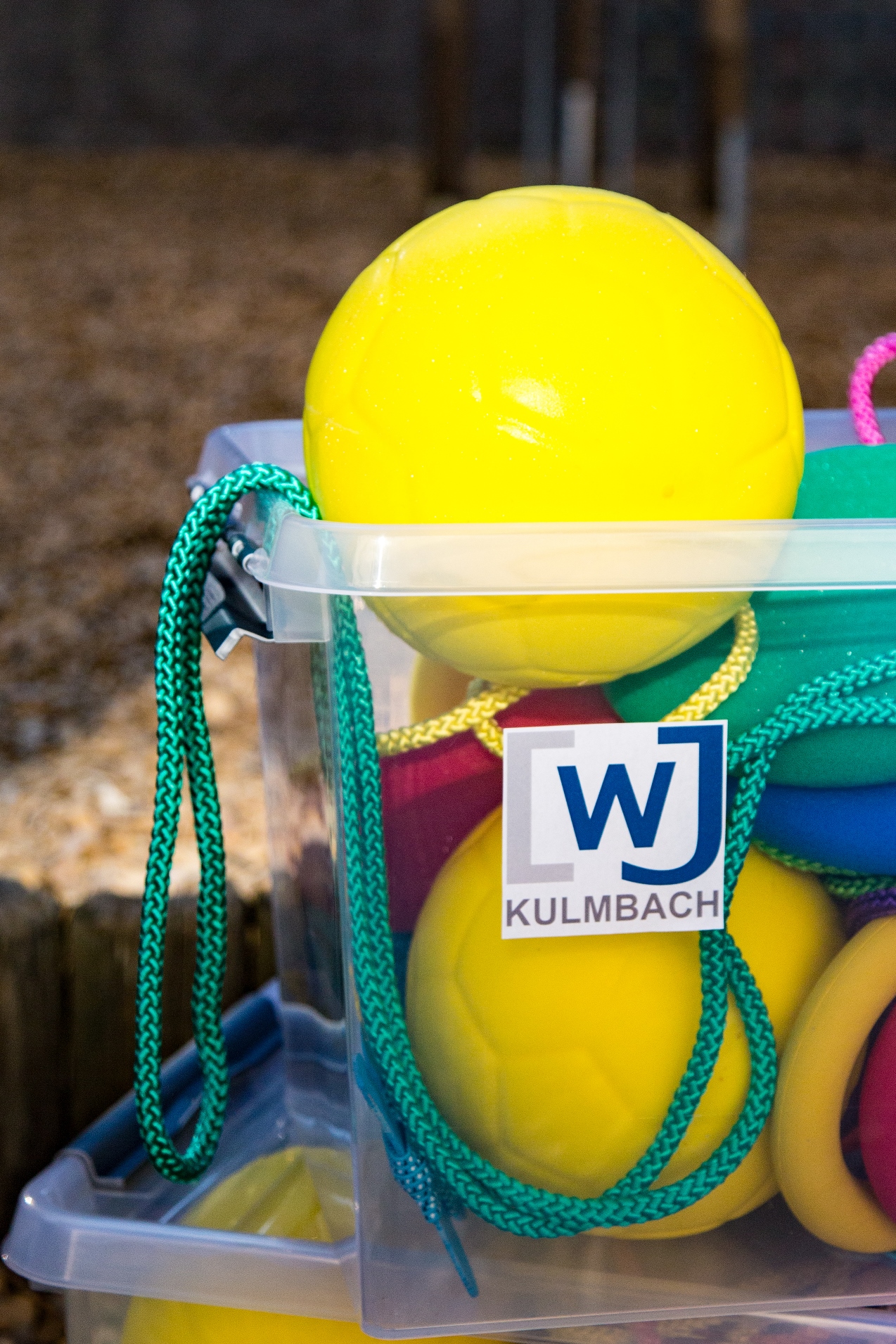 20160719140300_WJ-Kulmbach-Spende-PestalozziGrundschule-Box.jpg1.jpg